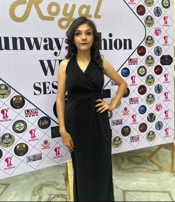 Ayushi Tiwari - Love & War Contestant